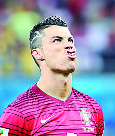 博洛尼亚2-1逆转塞尔塔，贝尔纳代斯基双响，萨拉戈萨破门（贝尔纳代斯基梅开二度，萨拉戈萨建功，博洛尼亚2-1逆转塞尔塔）