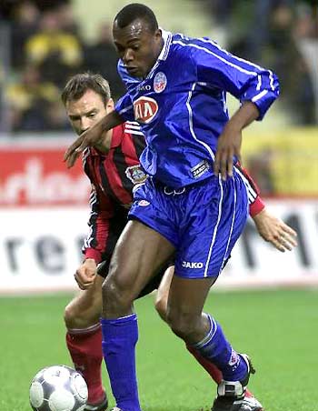 米体：罗马法院起诉那不勒斯转会财务造假，涉及奥斯梅恩等人（米体：罗马法院就那不勒斯涉嫌转会财务造假提起诉讼，奥斯梅恩等被波及）