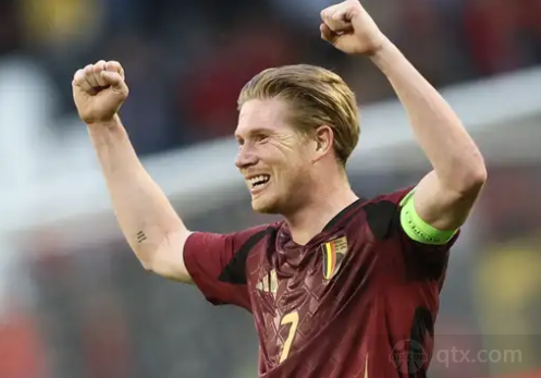 19岁国足新星登陆德乙，半年冲德甲，复刻传奇？（19岁国脚新秀登陆德乙，半年冲刺德甲，能否再写传奇？）