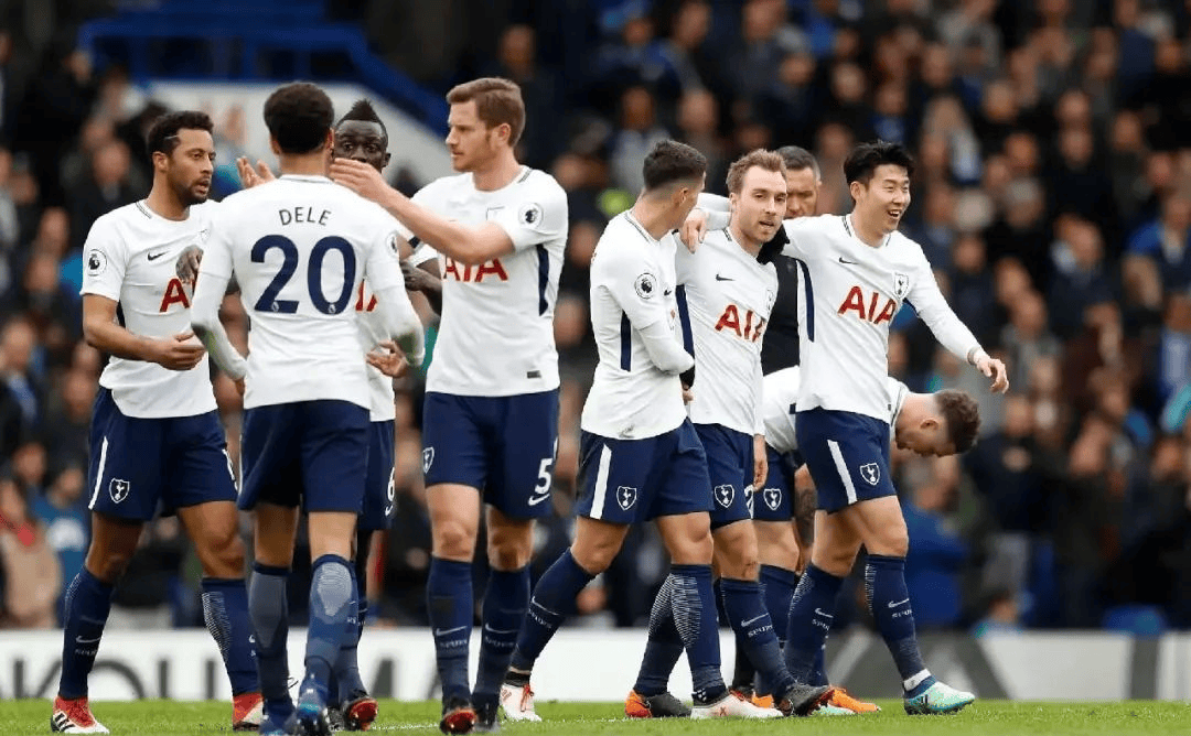 邮报：女足欧冠切尔西vs巴萨因停电被迫中断了五分多钟（邮报：女足欧冠切尔西对阵巴萨因停电暂停超5分钟）